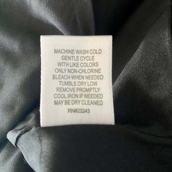 NY & Co., NWT, Black, pencil skirt w ruffle front; 10 - Picture 9 of 10